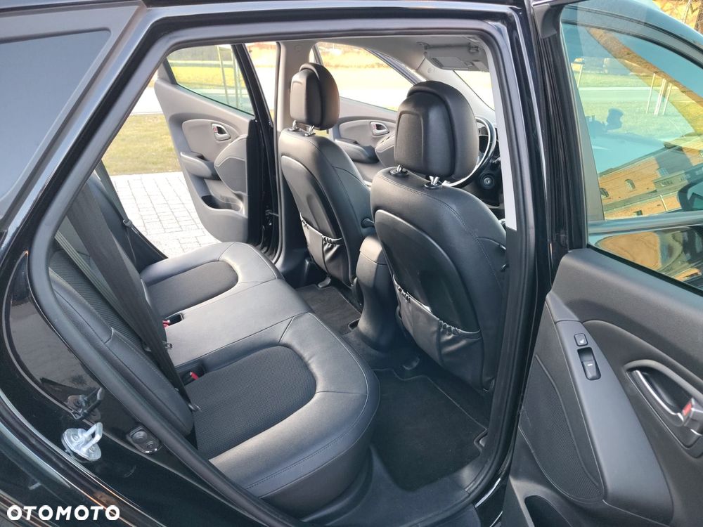 Hyundai ix35 2.0 2WD Trend - 16