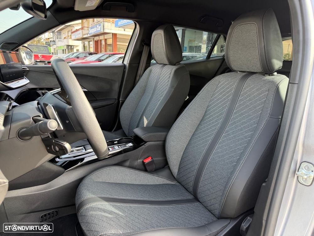 Peugeot 2008 1.2 Hybrid Allure e-DCS6 - 10