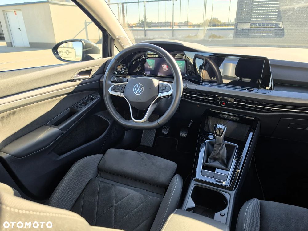 Volkswagen Golf 1.5 TSI EVO Style - 21