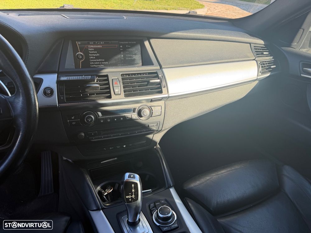 BMW X6 xDrive40d - 21