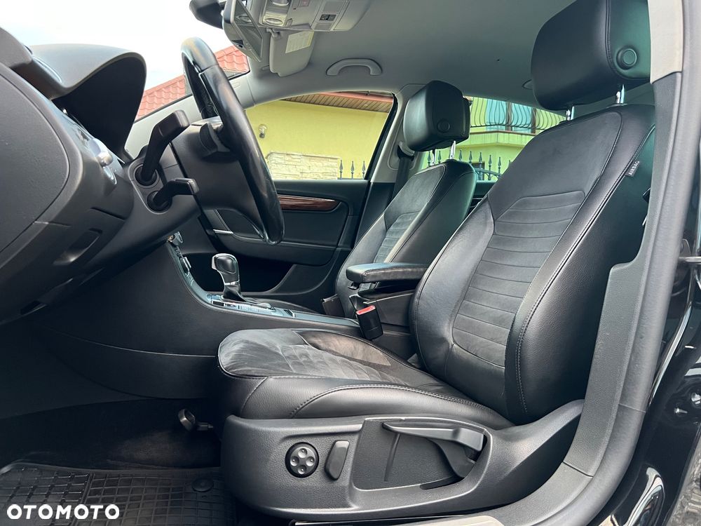 Volkswagen Passat - 10