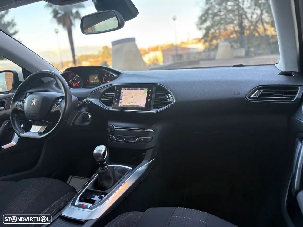 Peugeot 308 SW 1.6 BlueHDi Allure - 14