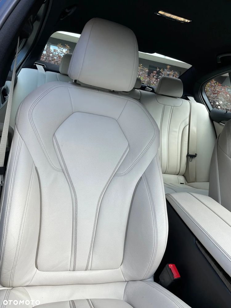 BMW Seria 5 530i xDrive M Sport sport - 33