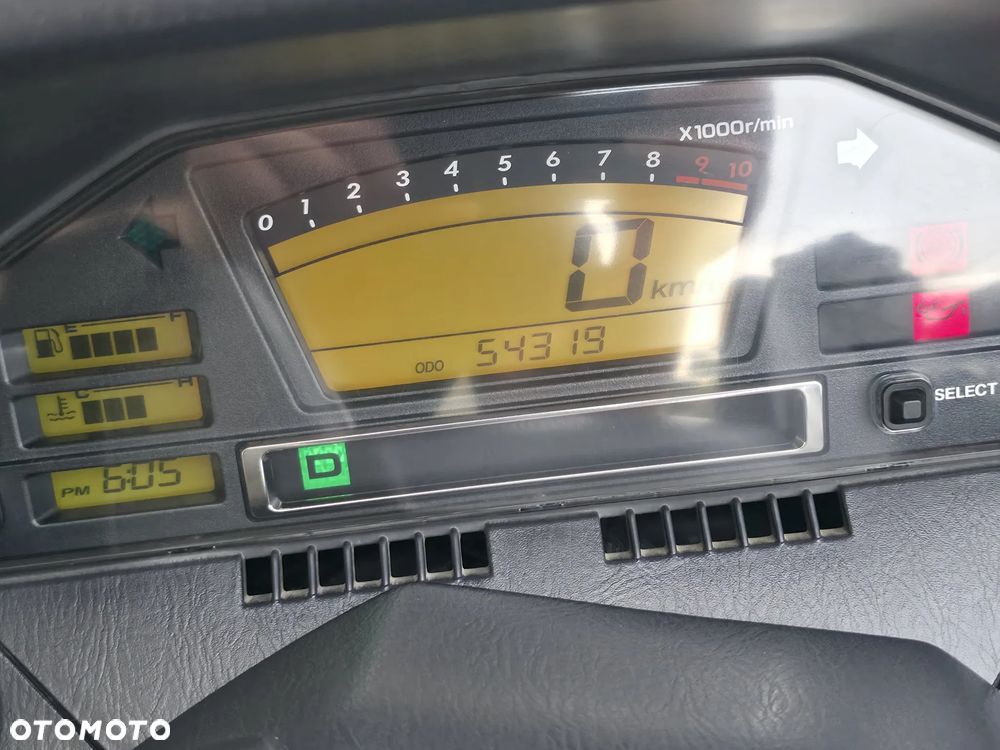 Suzuki Burgman - 14