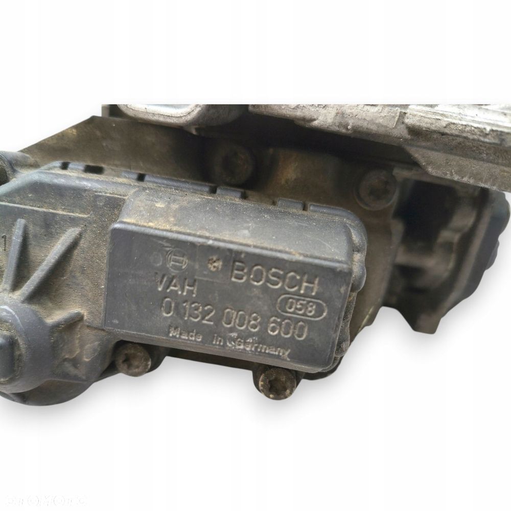 PRZEPUSTNICA VW Golf III Passat Polo 1.6 1.8 3435201591 Bosch - 4