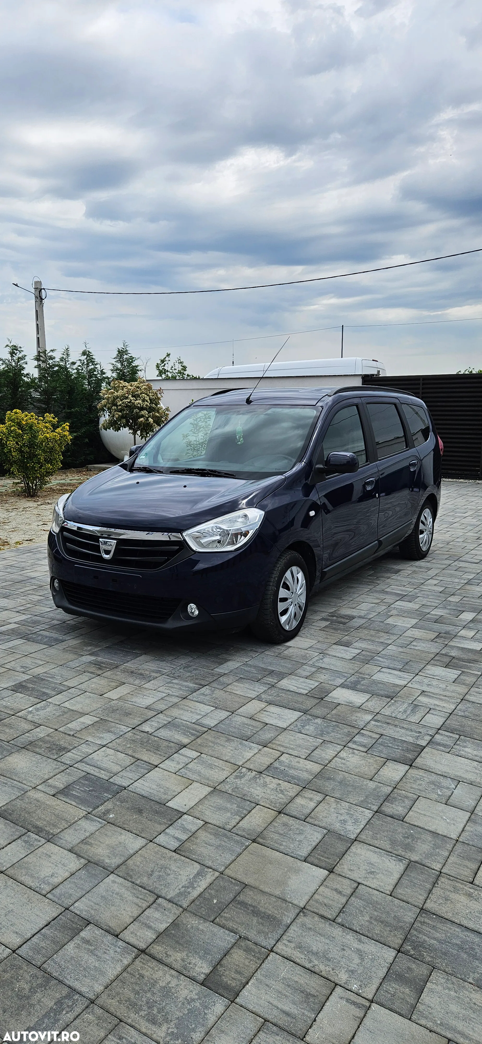 Dacia Lodgy 1.2 TCe 115 CP Laureate - 2