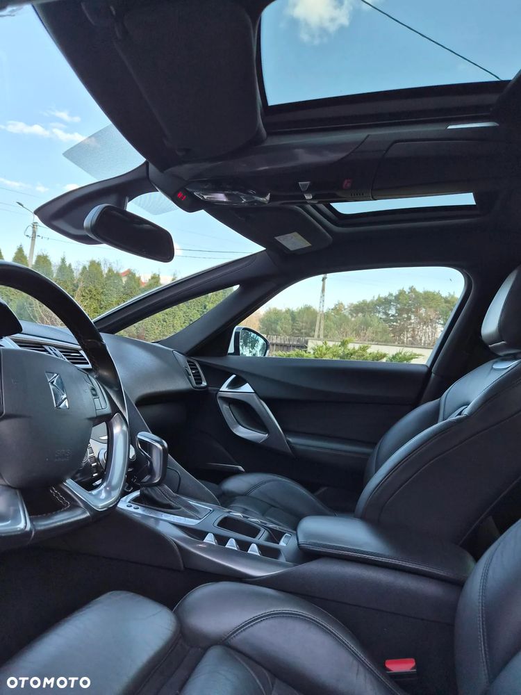 DS Automobiles DS 5 - 12