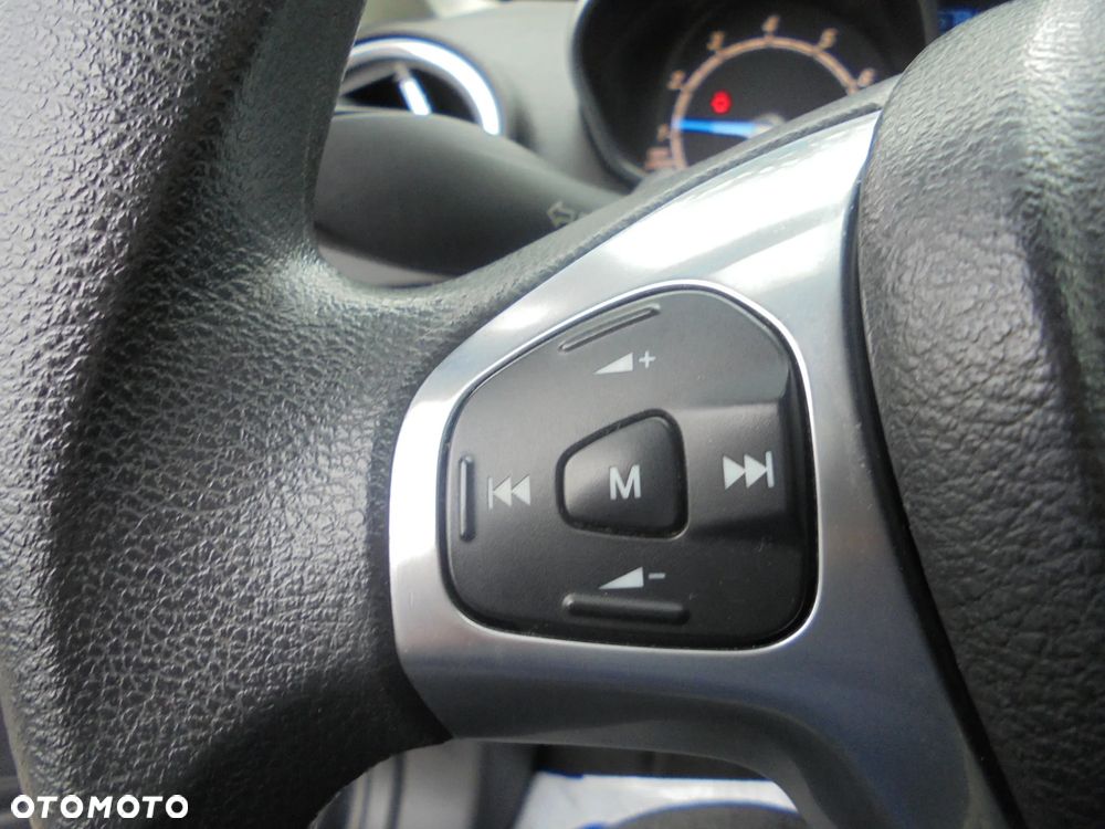 Ford Fiesta 1.25 Ambiente - 21