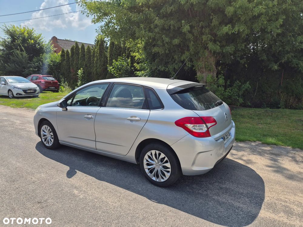 Citroën C4 HDi 90 Attraction - 21