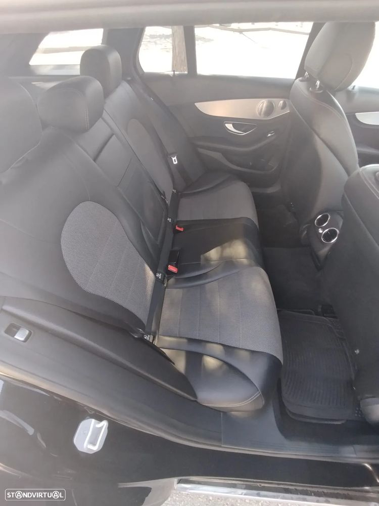 Mercedes-Benz C 350 - 11