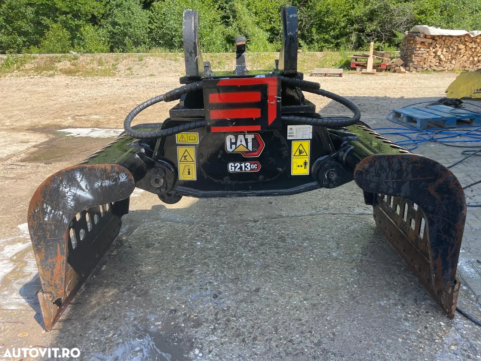 Graifer Caterpillar hidraulic pentru excavatoare de 12-18 tone - 1