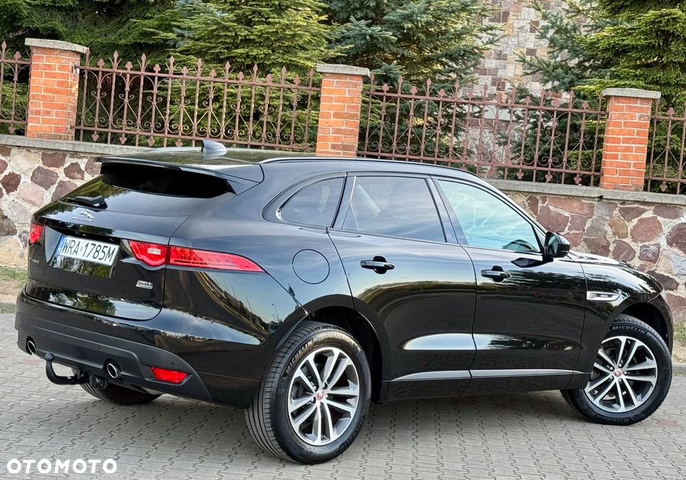 Jaguar F-Pace 2.0 i4P AWD R-Sport - 12