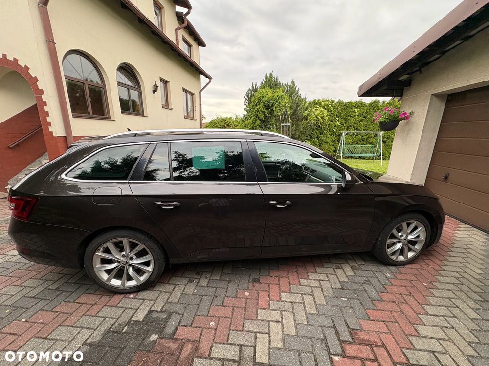 Skoda Superb 2.0 TDI 4x4 Active DSG - 12