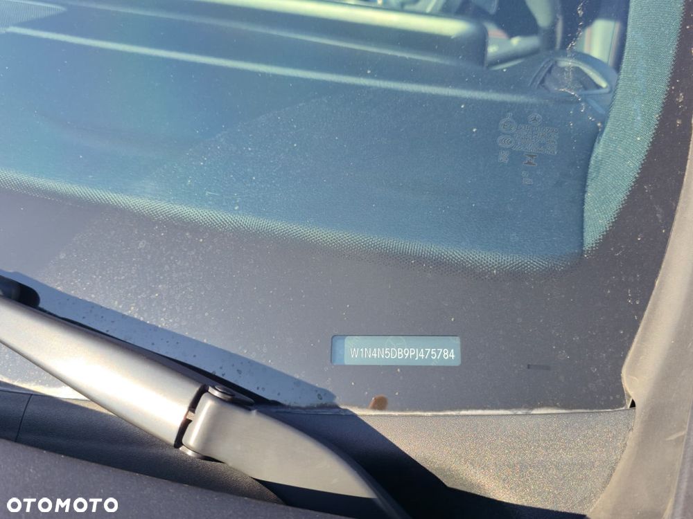 Mercedes-Benz GLA - 18