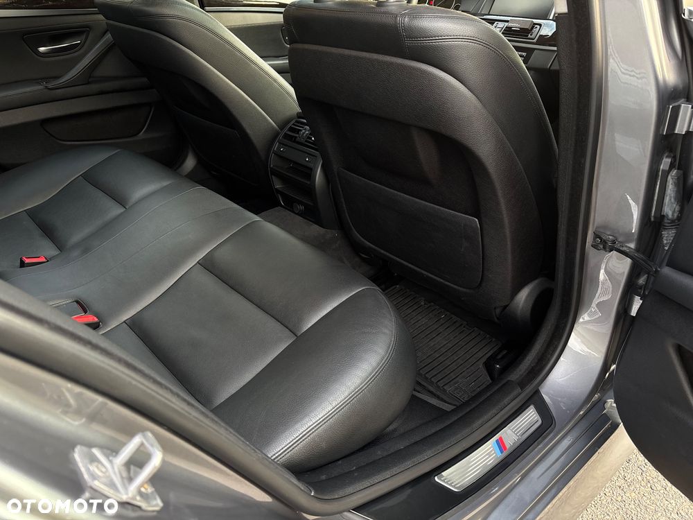 BMW Seria 5 - 34