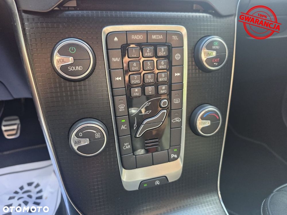 Volvo V40 D2 Drive-E R-Design Kinetic - 30