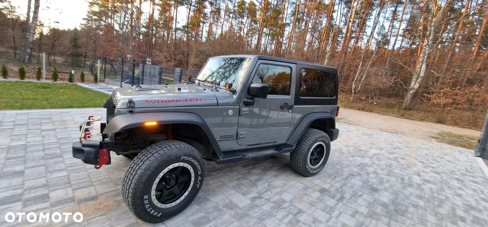 Jeep Wrangler - 3