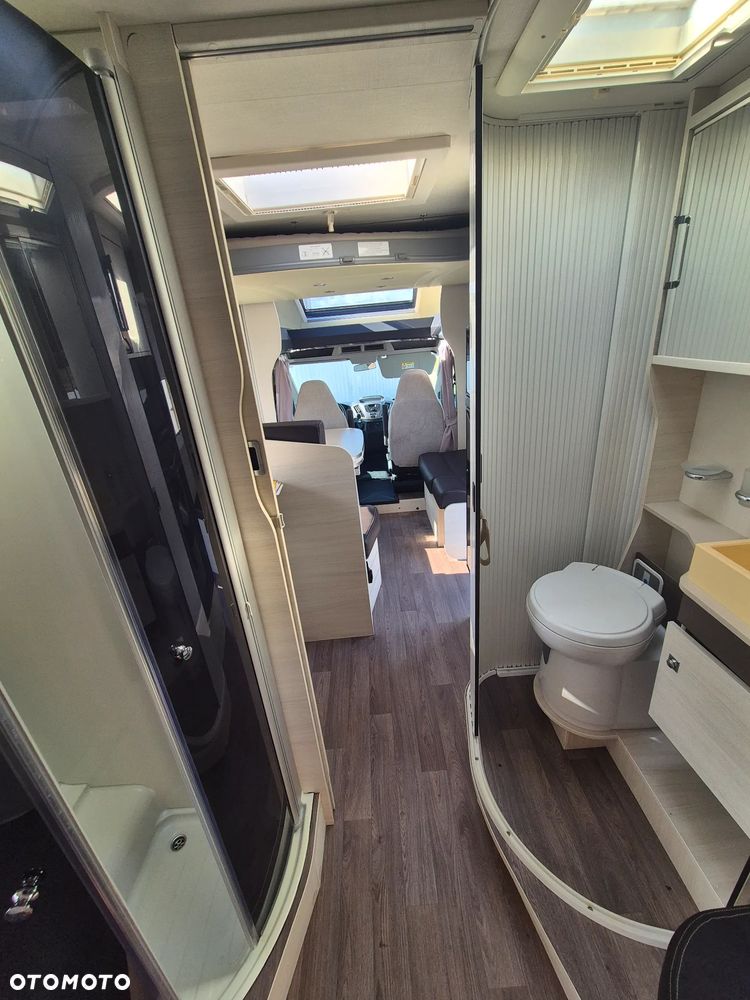 Ford Chausson 716 Welcome Premium - 13