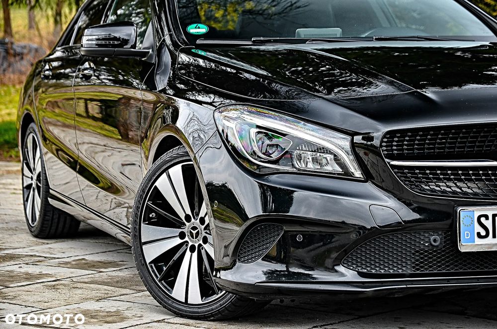 Mercedes-Benz CLA 200 7G-DCT Peak Edition - 10