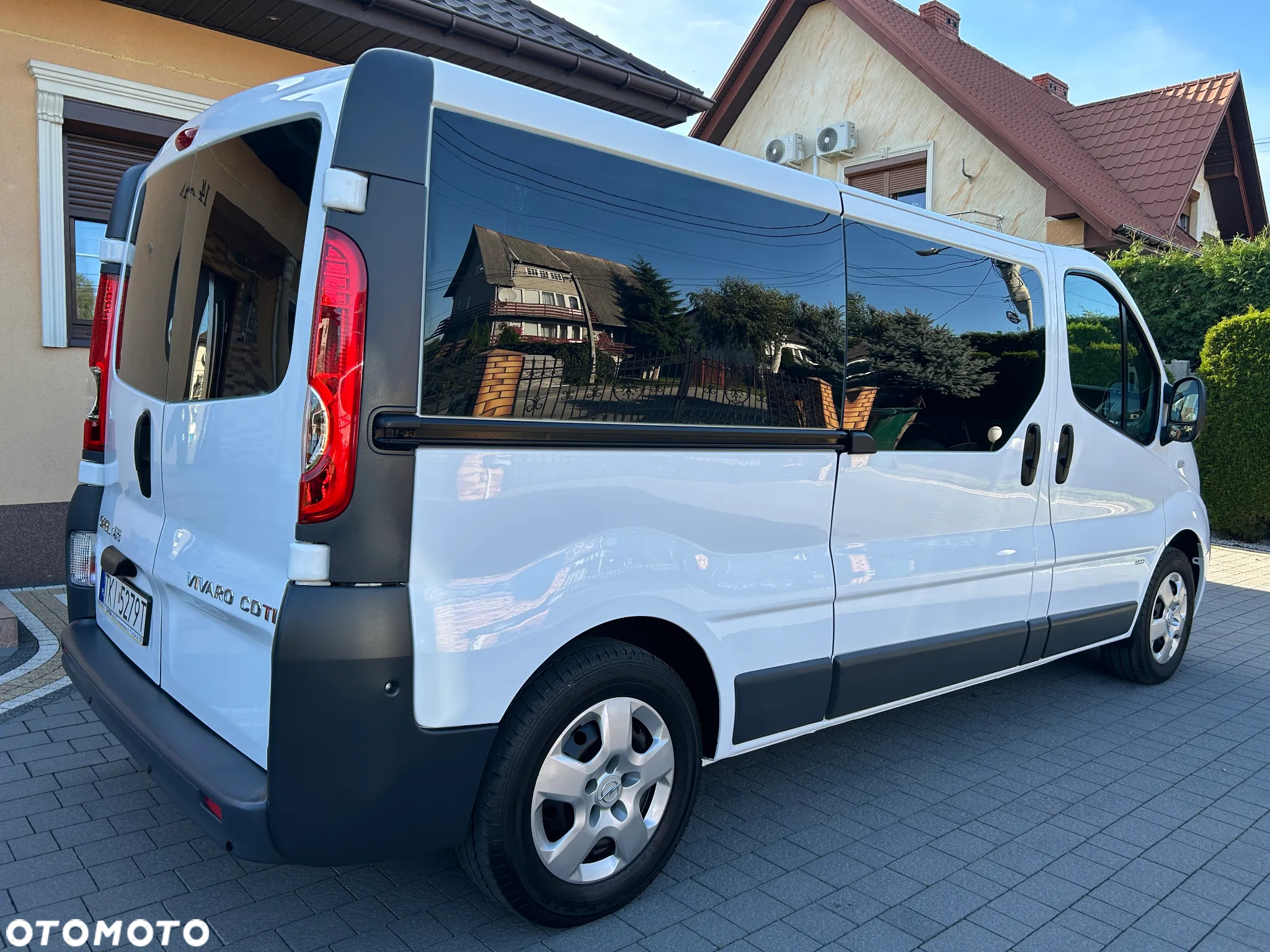 Opel Vivaro 2.0 CDTI L2H1 - 4