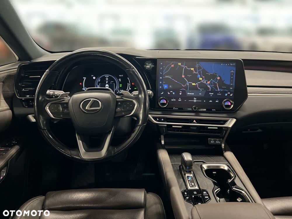 Lexus RX 450h+ Omotenashi - 22