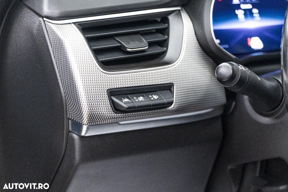 Renault Arkana E-TECH 145 Evolution - 21