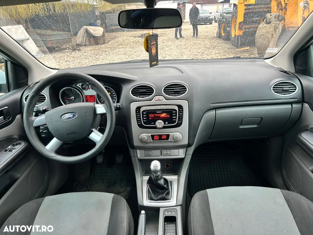 Dezmembrez Ford Focus facelift 2010, 1.6 diesel - 7
