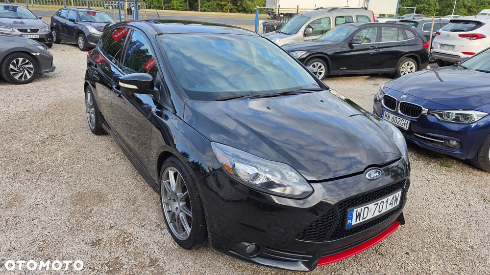 Ford Focus 2014 photo 2