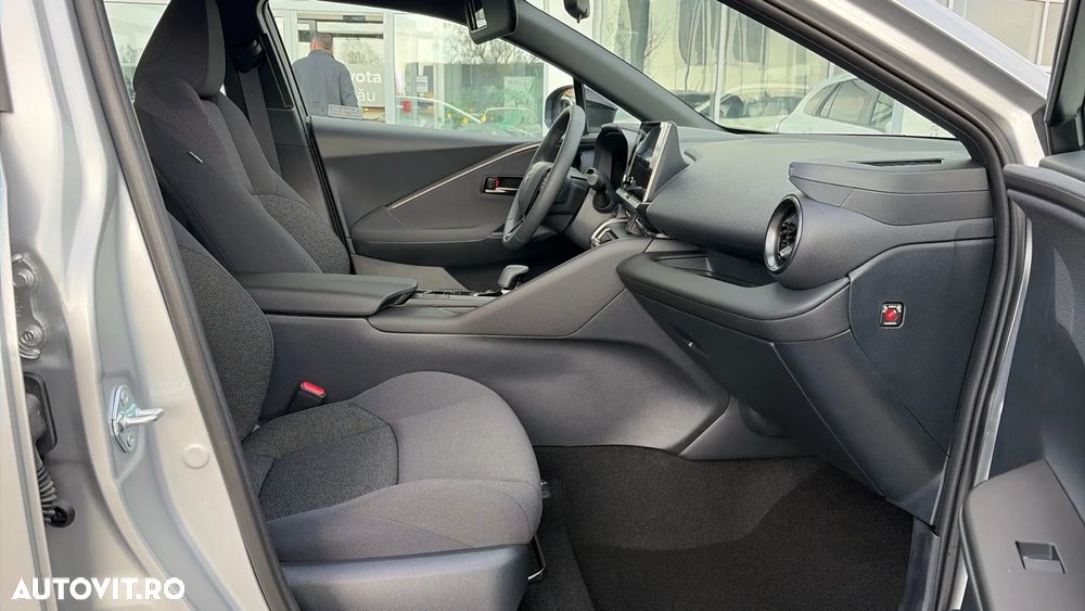 Toyota C-HR 1.8 HEV 140 CP 4x2 CVT Active - 13