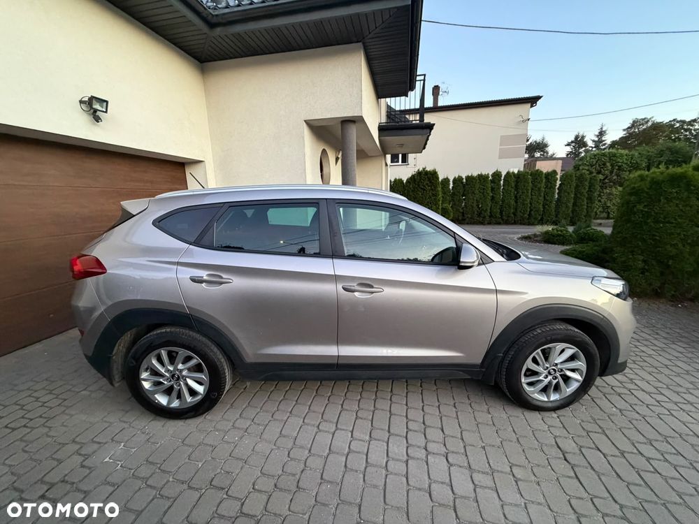 Hyundai Tucson 1.6 GDI BlueDrive Style 2WD - 8