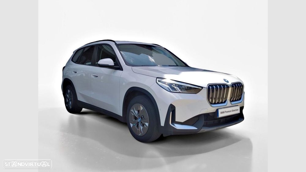 BMW iX1 xDrive30 — fotografia 4