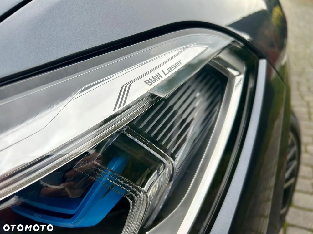 BMW X5 xDrive45e - 10