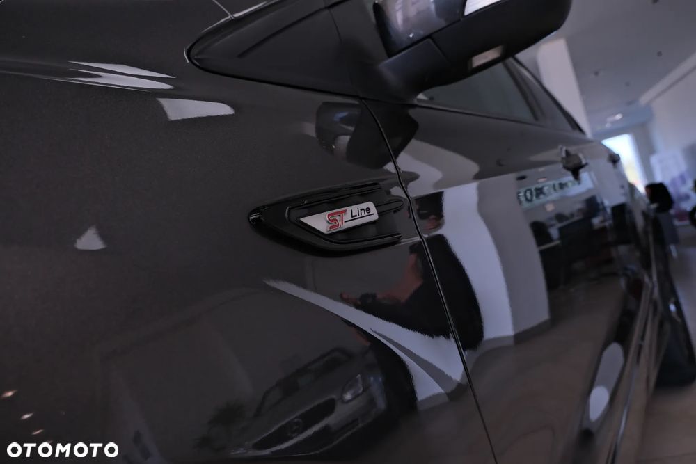 Ford Kuga 2.0 TDCi AWD ST-Line Black - 12