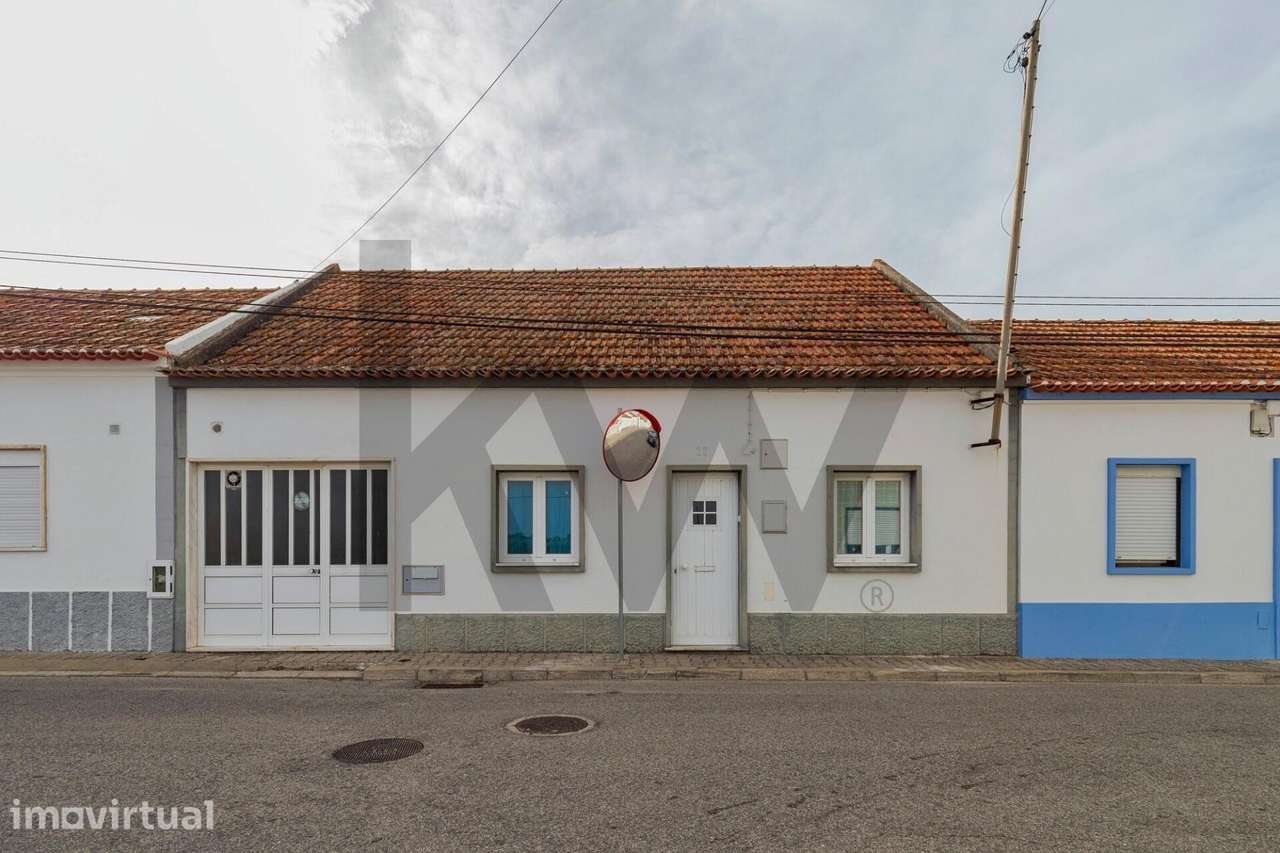 Moradia Térrea T2 em Grândola com Quintal de 300 m2 - Grande imagem: 2/27