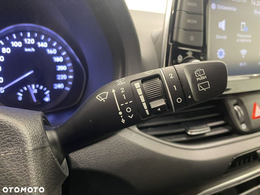 Hyundai i30 - 25