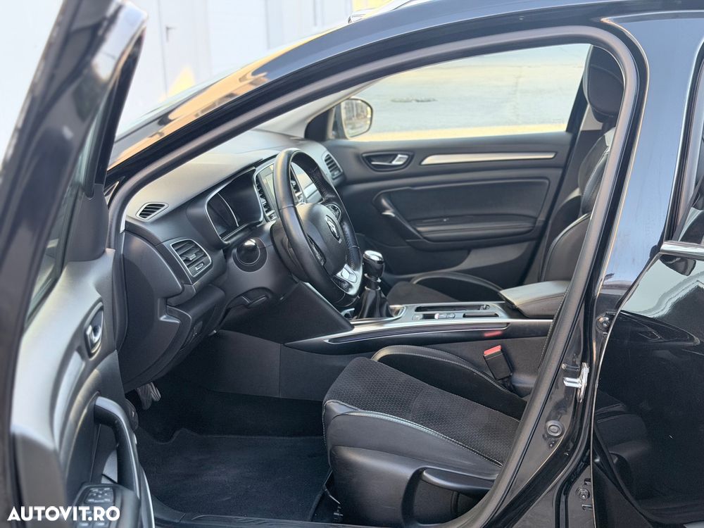 Renault Megane 1.5 dCI Intens - 11