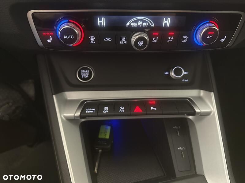 Audi Q3 - 17