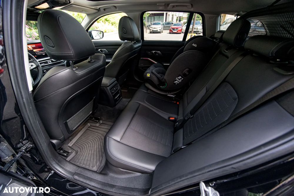 BMW Seria 3 320e xDrive Aut. Sport Line - 26