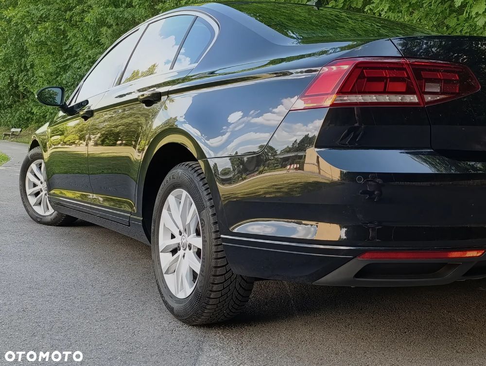 Volkswagen Passat 2.0 TDI EVO Business DSG - 29
