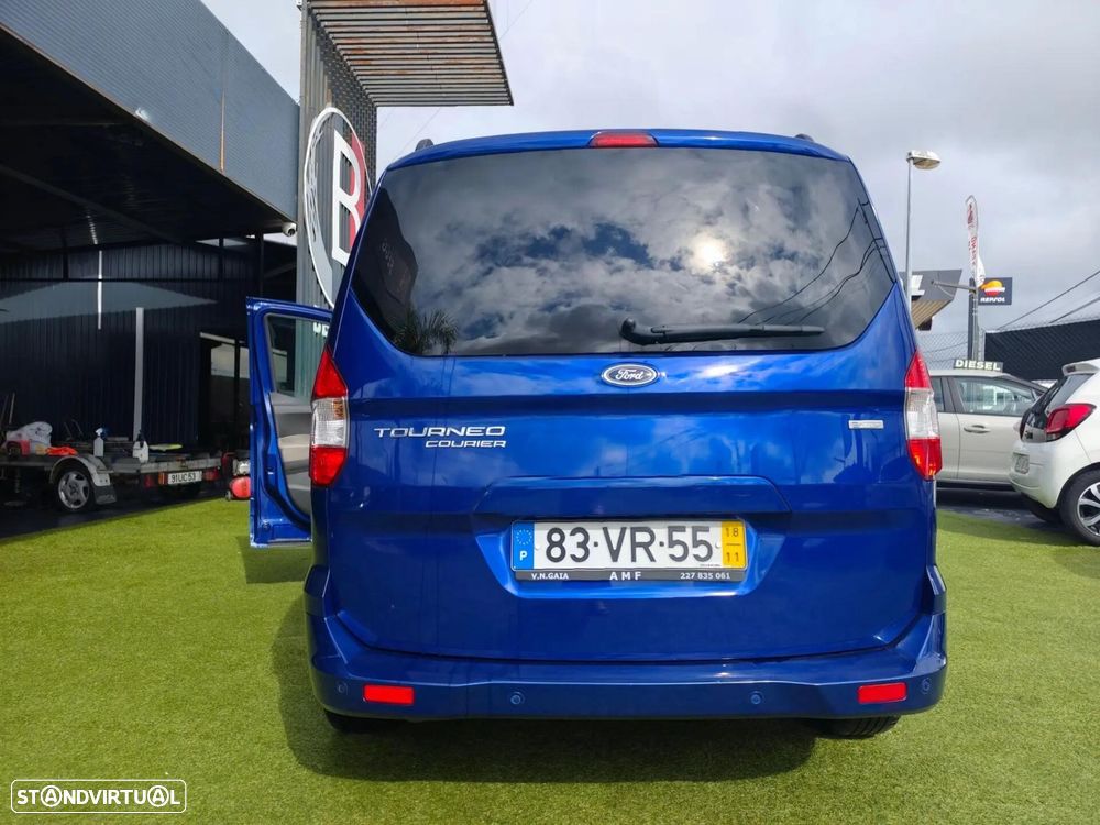 Ford Tourneo Courier 1.0 EcoBoost Titanium - 15