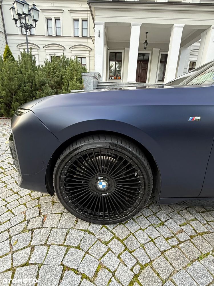 BMW Seria 7 - 8