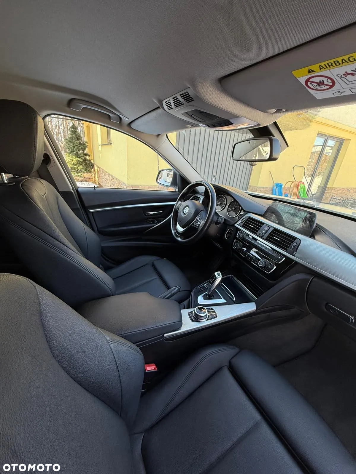 BMW Seria 3 318i Sport Line Shadow - 13