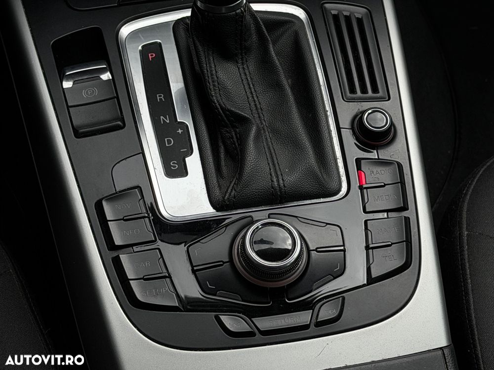 Audi A4 2.0 TDI DPF multitronic Attraction - 15
