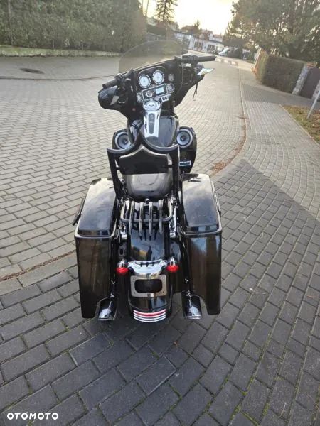 Harley-Davidson Touring Street Glide - 4