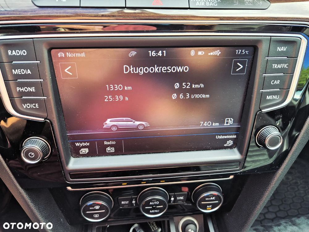 Volkswagen Passat 2.0 TDI BMT Highline DSG - 24