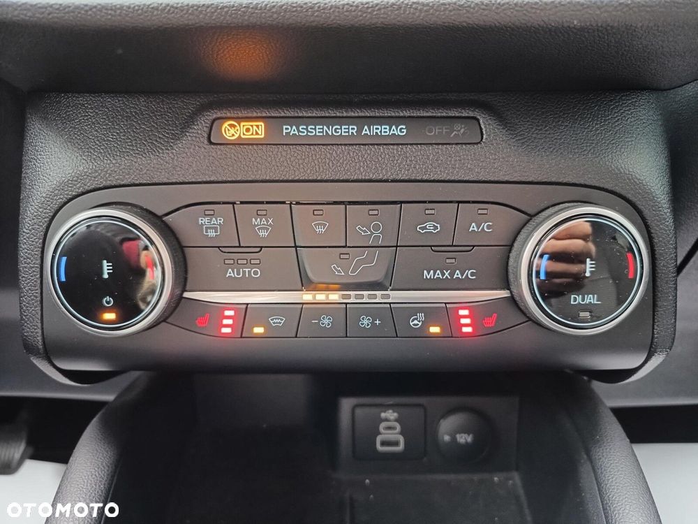 Ford Kuga 1.5 EcoBoost FWD Titanium - 26