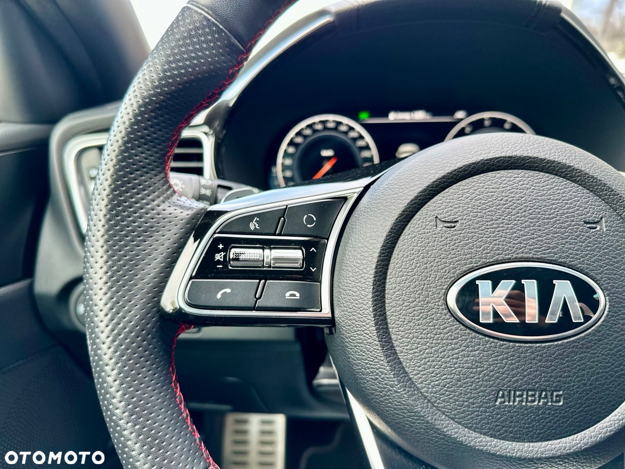 Kia ProCeed 1.6 T-GDI GT DCT - 18