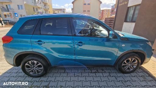 Suzuki Vitara 1.6 4X4 Passion - 2