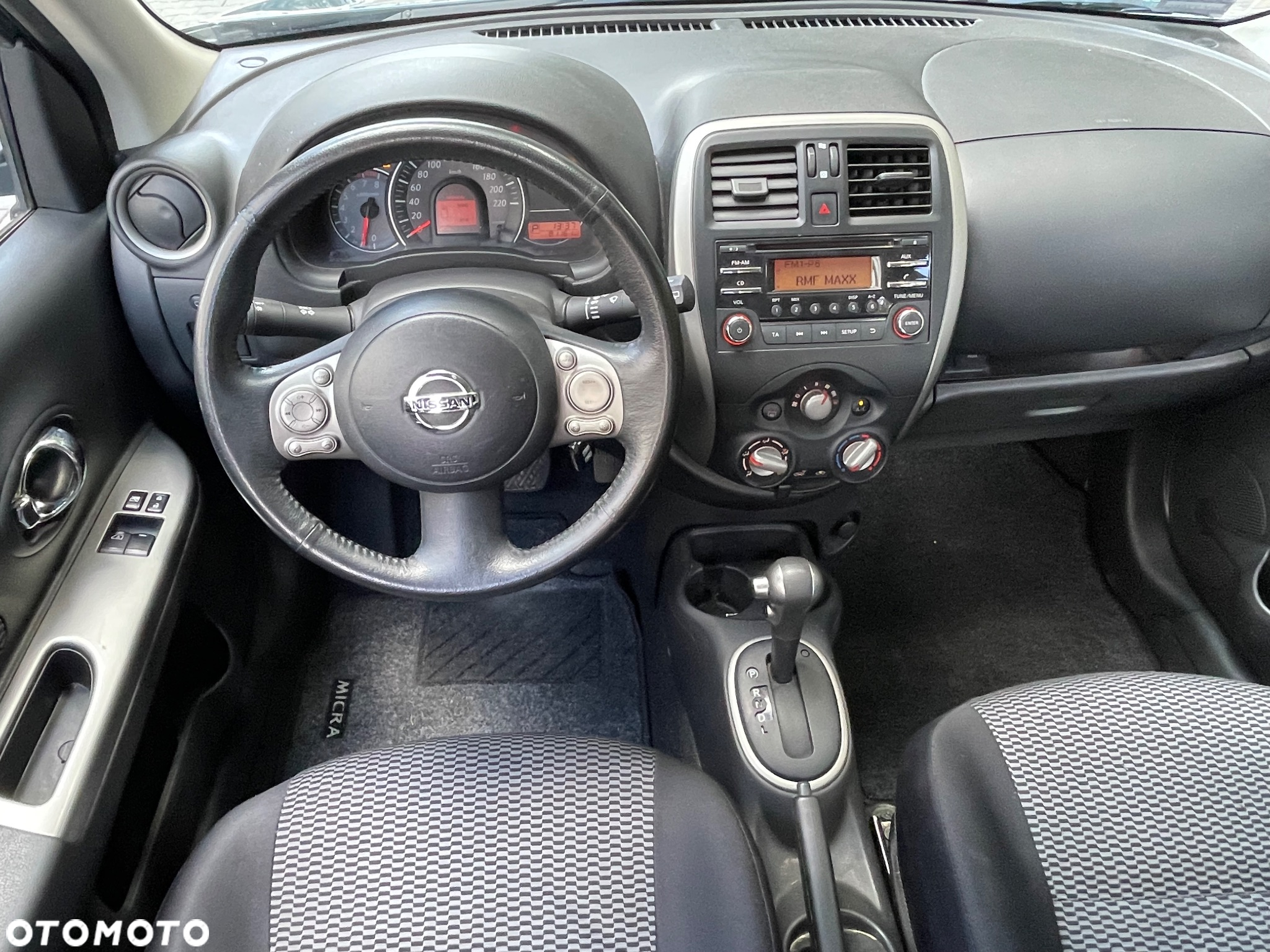 Nissan Micra 1.2 Visia CVT - 4