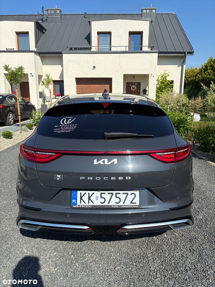 Kia ProCeed - 8